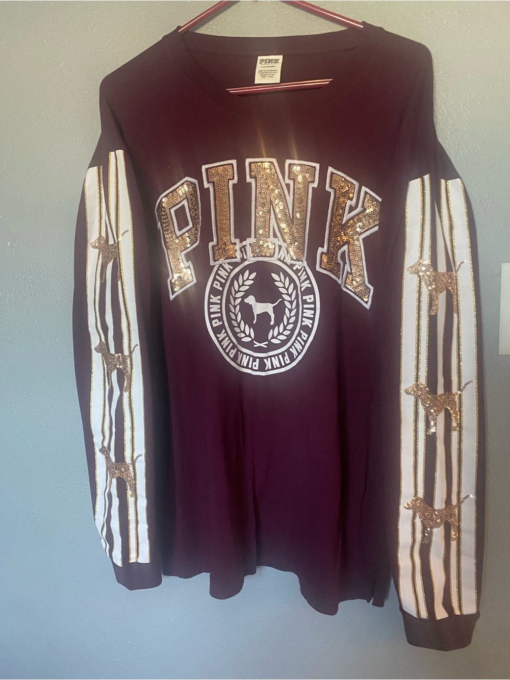 Victoria Secret PINK Maroon White Gold Sequin Letters LONGSLEEVE Top Rare Large - Picture 4 of 7